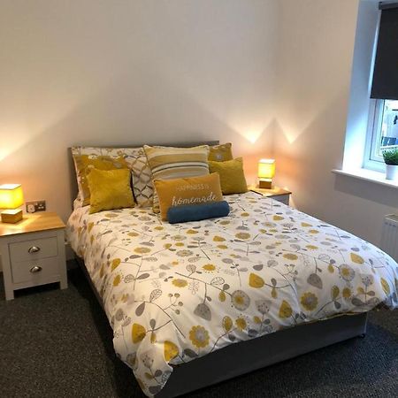 Seafront Suites - Close To Beach, Train Station & Southend Airport เซาเทนด์ ออน ซี ภายนอก รูปภาพ